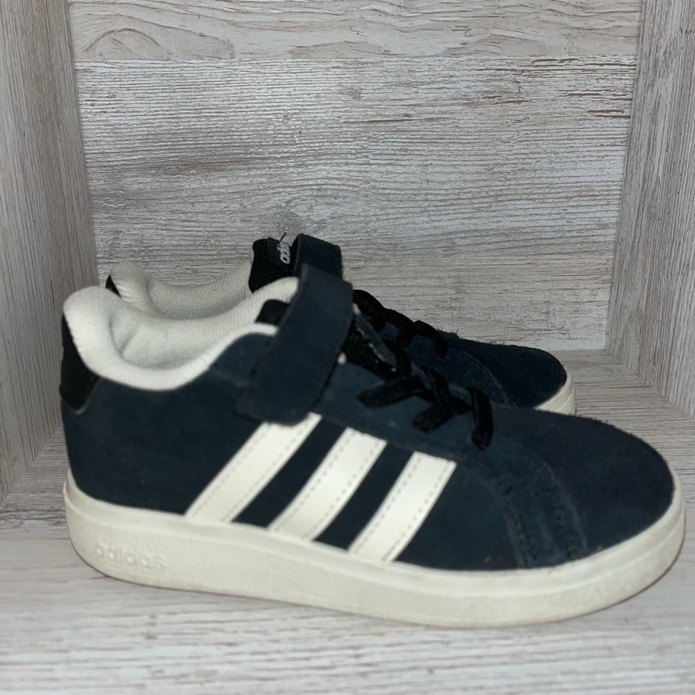 Adidas Kids Black and White Sneakers size 10k